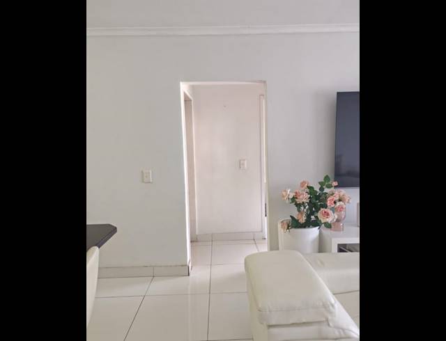 2 BEDROOM APARTMENT FOR SALE IN WITFIELD